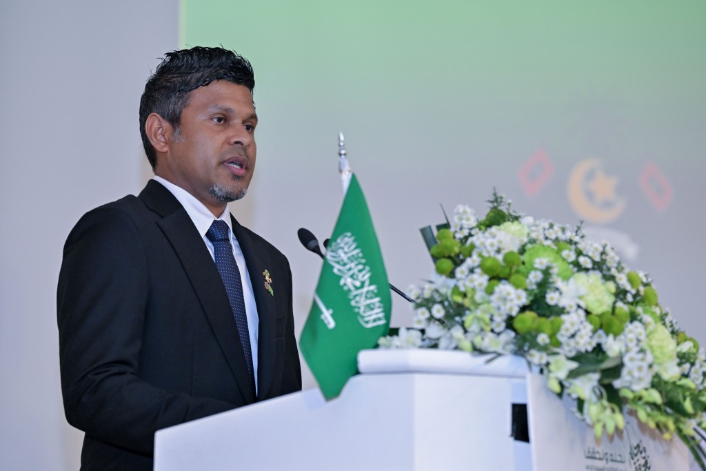 Saudi aa onna gulhun ragalhuvee Raees Muizzuge massakaiypulhun: Naibu Raees