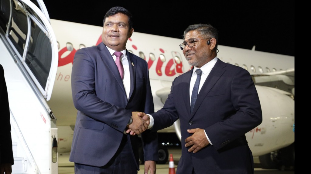 Maldivian in Lanka ah dhathuru thah fashaifi
