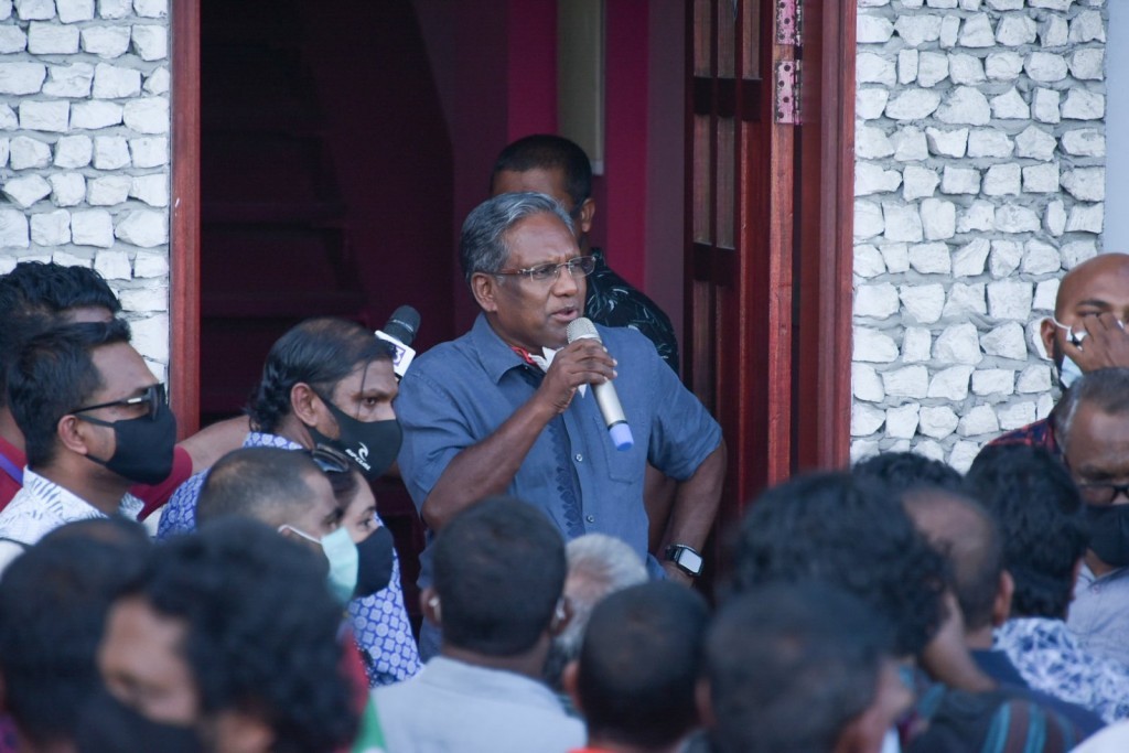 President Waheed summoned to the police today