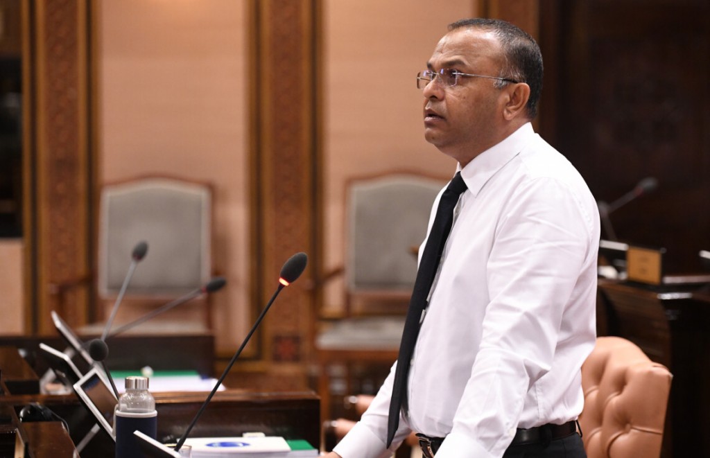 Andhun Husseain, Bondey ah: Balainulai sarukaaru badhuvaamuvaa gothah massala hushahelhumakee dhera kameh