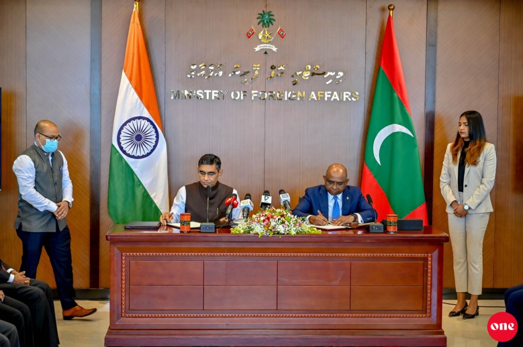 Hulhumale' aai Kulhudhuffushi Hospital ge ithurun AEH gai mashroou thakeh hingumah India ge hiley ehee