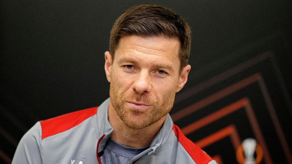 Leverkusen dhookollai, Alonso Real aa havaaluvanee 