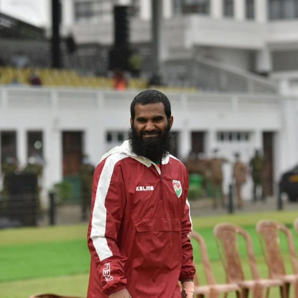 Miadhuge match ah fashaairu Dhagandey aai Sentey bench gai, Hampu furathama 11 ah