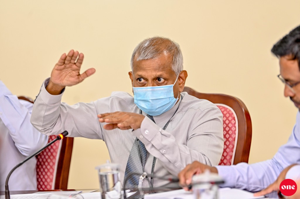 Governor vakikuruuge massala ah Majilis in miadhu gotheh nimmanee