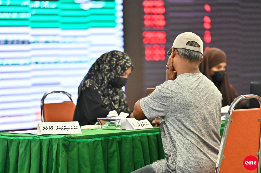 ވަން ފޮޓޯ: ސައުދީން ހަދިޔާކުރި ކަދުރު ބަހަން ފެށުން