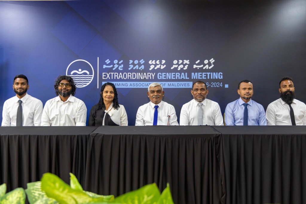 Swimming Association ge raees akah anekkaaves Sattar