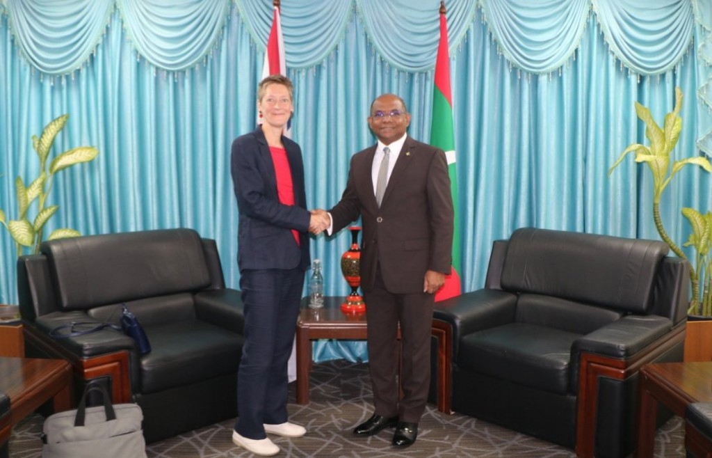 Newly appointed ambassadors call on Foreign Minister