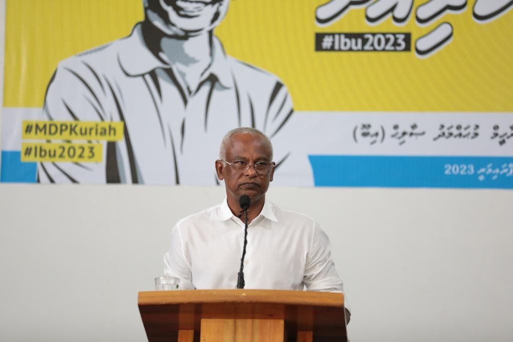 Ibu Rahdhu Nasheed ah: taxi thah athulumakee hahlleh noon, instalment ah aa taxi hoadhaidheynan