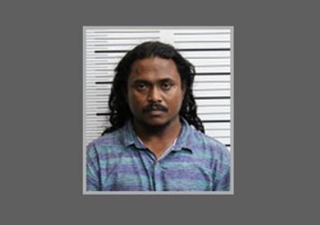 School akah vadhe Teachers ah birudhekki meehaage bandhah ithuru 10 dhuvas