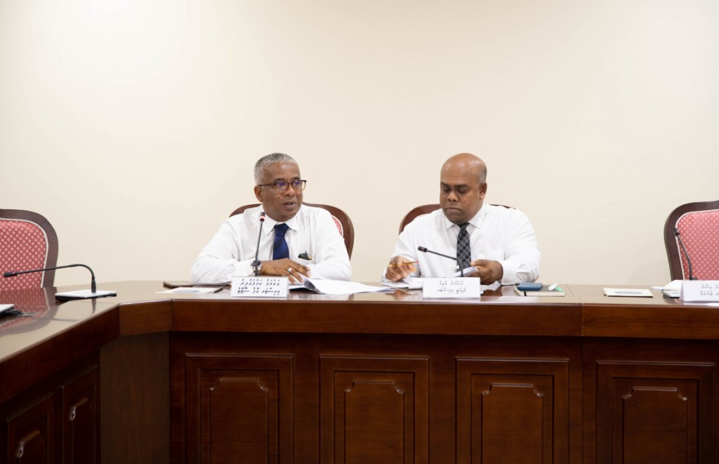 3 aharu therey 7949 housing unit ninmaileveyne, konme aharaku ves vaki adhadhakah ninmeyne: Housing