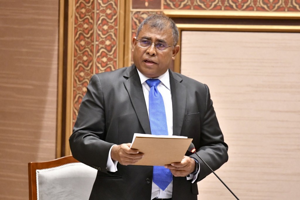 3 aharu therey bodu thiladhummatheegai ithuru 6 resort hulhuveyne: Mausoom