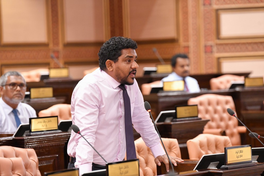 Leynu masverikan kurumah dhin huhdha badhalu kuran govaalai husha'helhi kulli mahsala beyrukollaifi