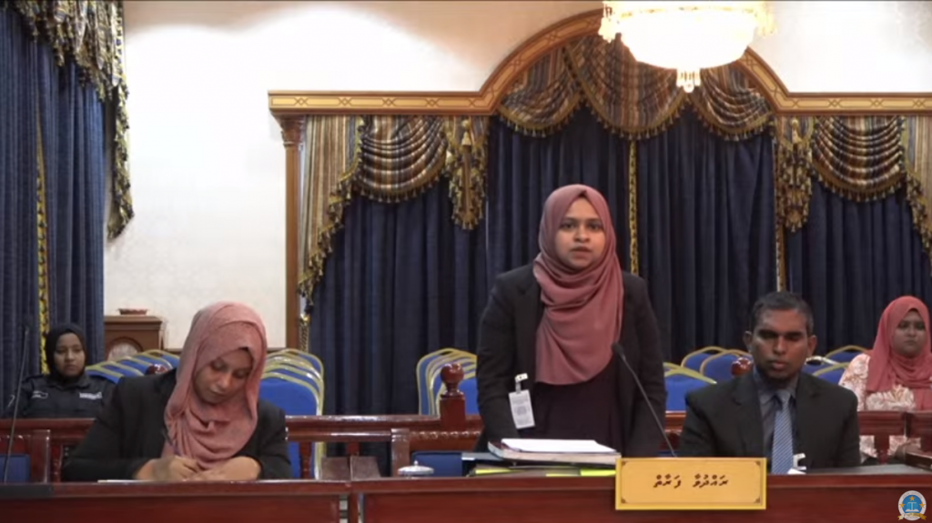 Kureege firimeehaa maraali massala: Valheege thila ehkoh Shaaid ge burakattah vahdhaali kamah Nazaha buni