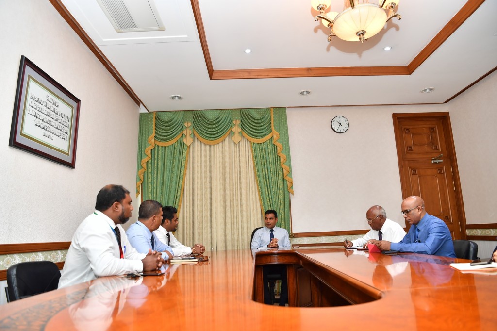 Vice President meets stakeholders in fuel supplying operations