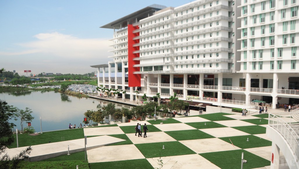 Covid-19: Malaysia reports 190 positive cases, universities close and move to e-learning