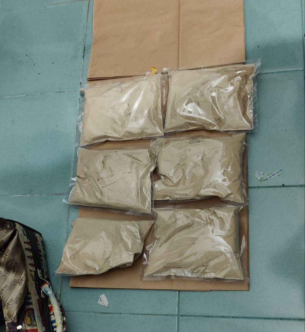 13 kilo ge drug massalaigai 6 meehaku hayyarukoh 15 dhuvahah bandhu