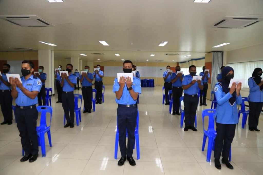 Fuluhunge hidhumathaa alah gulhunu 40 fuluhaku huvaakoffi