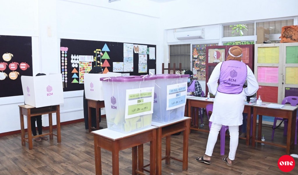 Maruvefaivaa 225 meehehge nan adhi dhaairaa badhalu vefaivaa 380 meehehge nann voters list gai oiy: EC