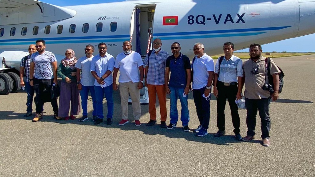 MDP ge candidate Raashid ge campaign ah Qasim, Komandoo dhaairaa ah vadaigenfi