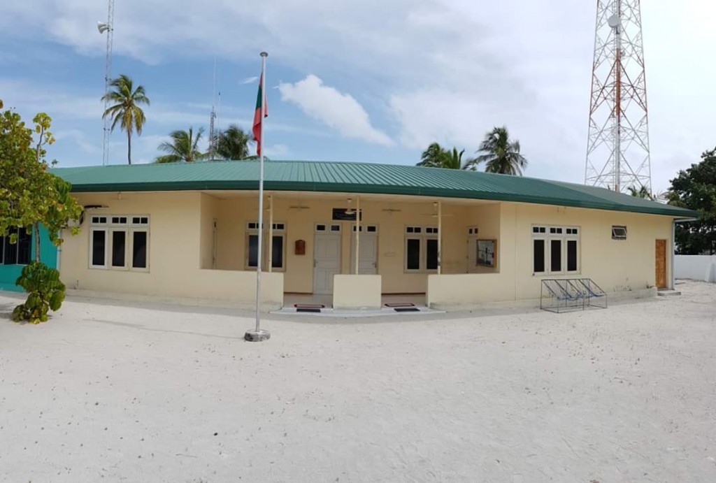 Man in home quarantine tests positive in Hithaadhoo
