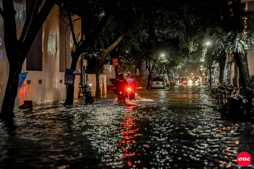 Male' gai fenboduve najis beyruvegen 4 geakun 40 meehaku vaguthee hiyaathakah