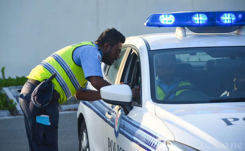 Fuluhakah aniyaa koh maruge inzaaru dhin meehaku 1 aharah jalah laan hukum kohfi