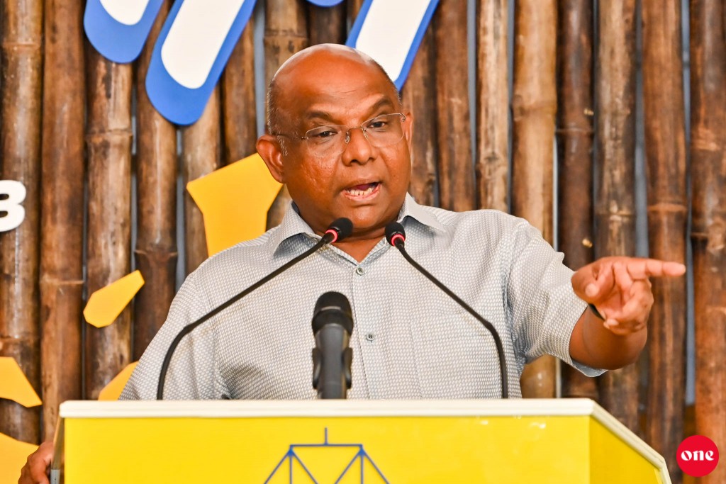 Fithunaigai nujeheythi, helicopter adhi uthuru thilafalhu ebbasvumugai soikuree mi sarukaarakun noon: Shahid