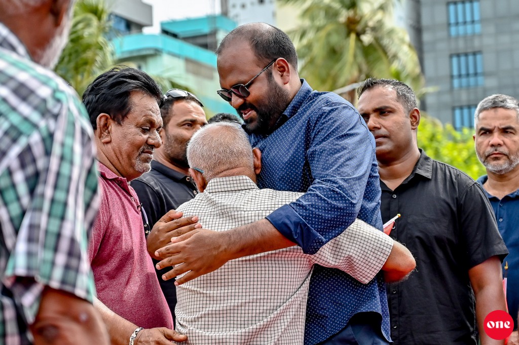 Former tourism minister Ali Waheed returns to Maldives