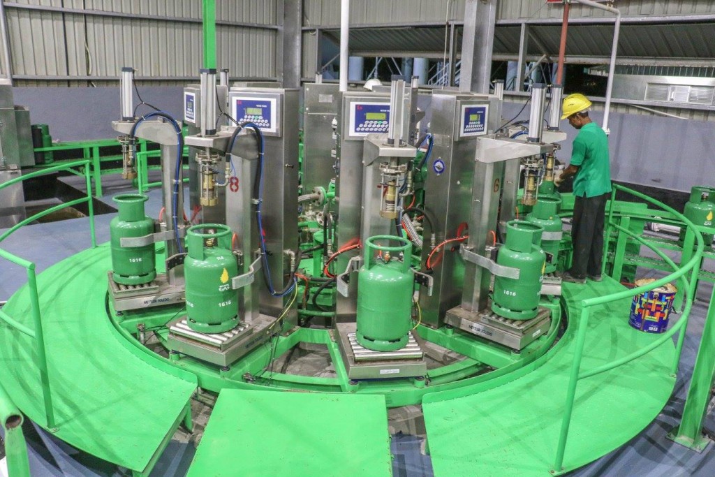 Maldive Gas ah thaareekhee record faidhaa eh!