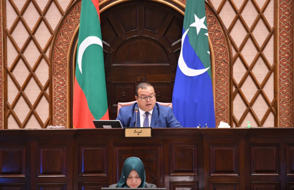 ICT committee ufahdhai, dhauru nimeythanun aa Majilis feshey gothah gavaaidhu badhalu kuran hushahalhaifi