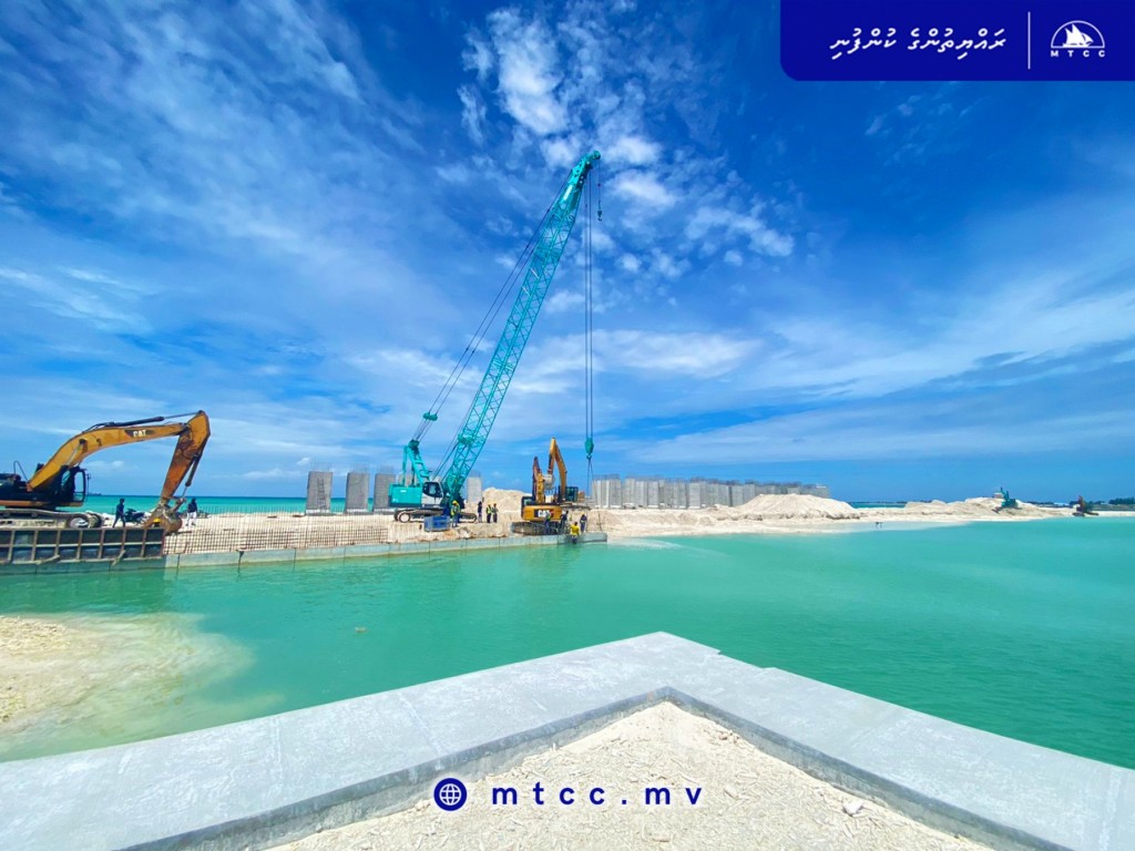 Hulhudhoo bandharu tharahgee kurumuge mashroou ge bodubaeh nimijje