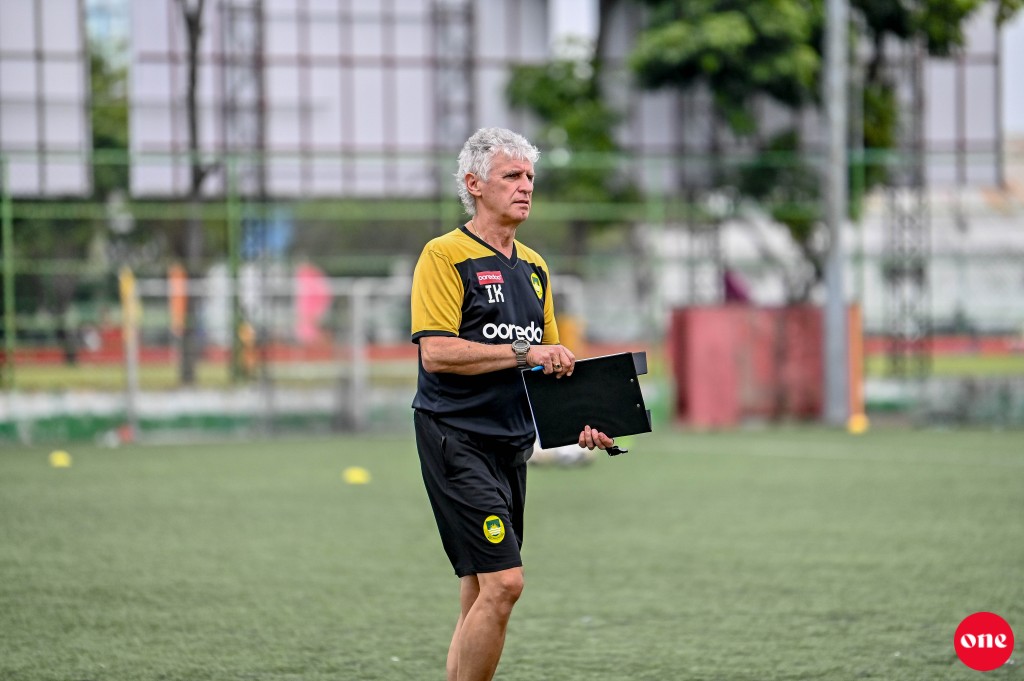 7 mahahfahu kulhumun goas thah fenunu, natheejaa aa dheytherey hiyyhama jehey: Maziya coach Ivan
