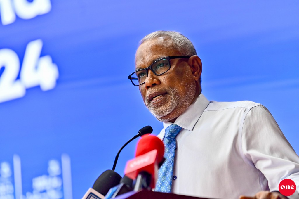 Mihaaru mi oiy verikamuge nizaamakee enme rangalhu nizaameh noon, badhalu gennan jehey: Majlis Raees