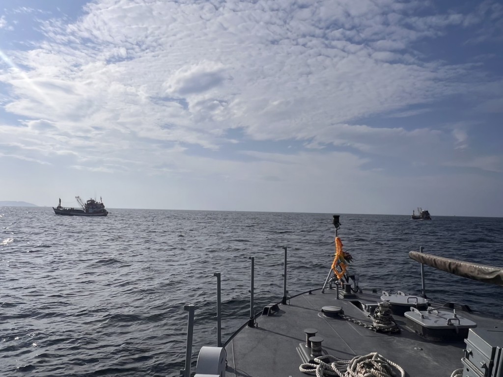 Thailand ge masboat thakahah Myanmar ge navy in hamalaa dheefi