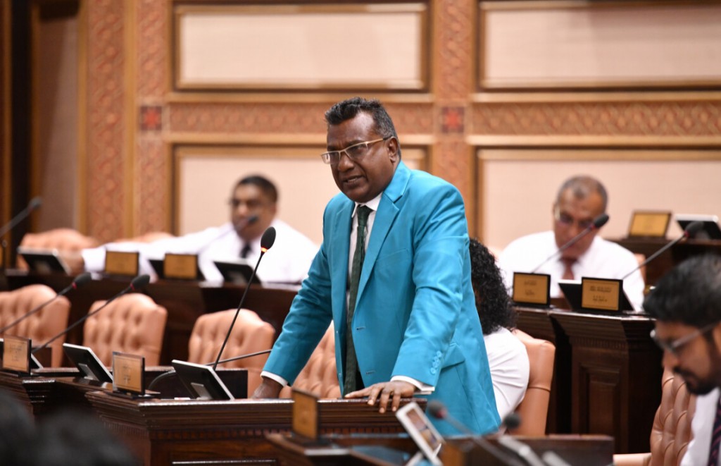 Magumathi vefaithibi bayaku majlis ah vadhe, viyafaariverinnah dhathikurumah dhanee masahkaiy kuramun: Jaabir