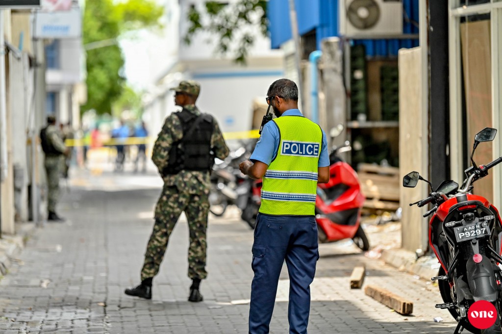 Addu terrorism massala: hayyaru kuri meehun dhookohlan govaalai ''fahu inzaaru'' dheefi