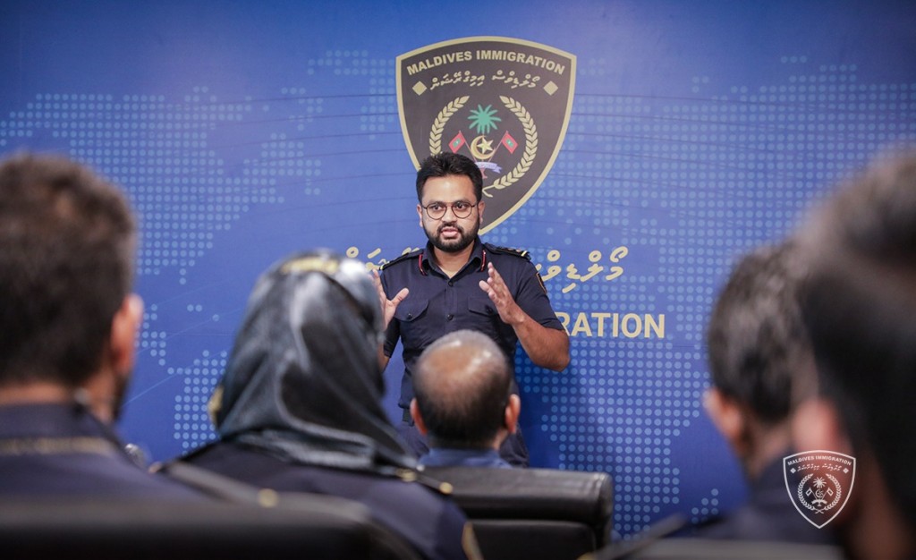 Immigration ge senior muvazzafunaa zaathee kameh nei, zinmaa adhaa nukureveynama fiyavalhu alhaanan: Hanafee