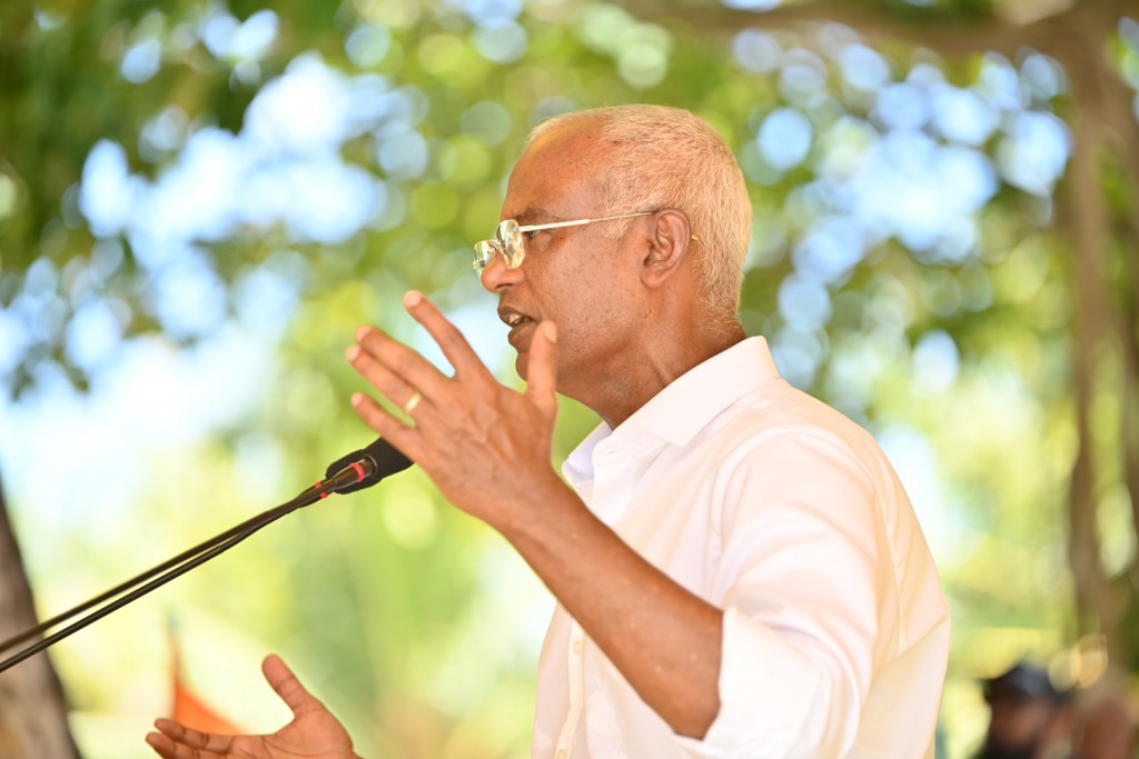 Raees Muizzu ah: Gulhifalhun dhin goathi thah athulumah fahu ethanugai goathi hadhaidheyn buneema gaboolu kuraanee kihineh?