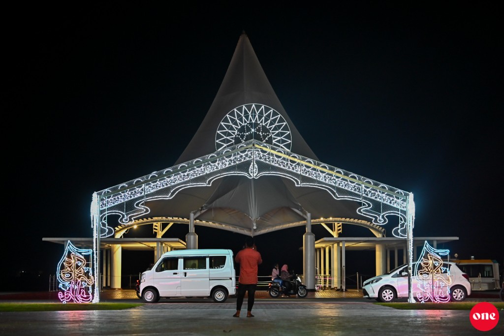 One Photo: Male' Eid dhihlaalun