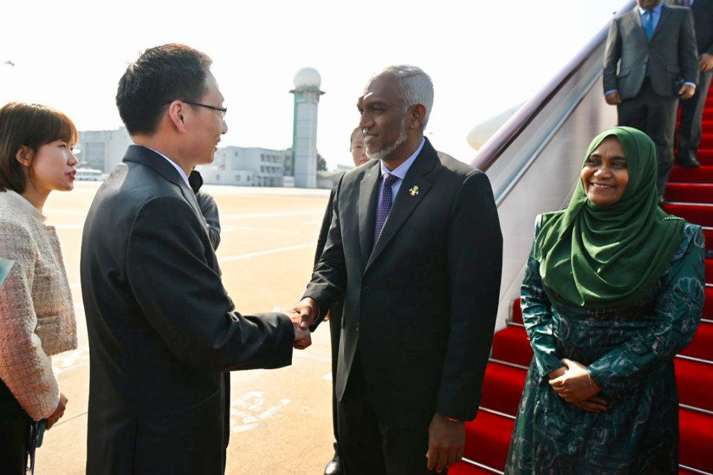 Raees Dr. Muiz China ah vadaigannavaifi