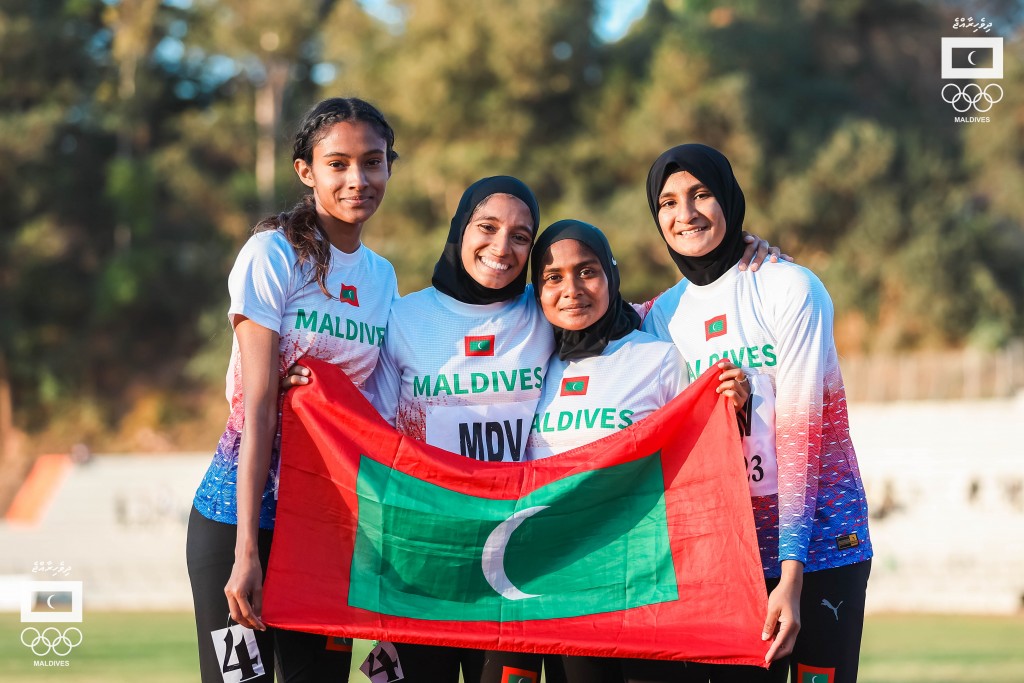IOIG: Anhen relay team ah thaareehee medal eh