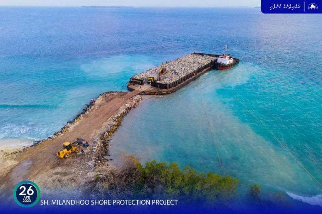 Milandhoo gondu dhoh himayaiy kurumah beynunvaa bodu hilaige 3 vana shipment gengosfi