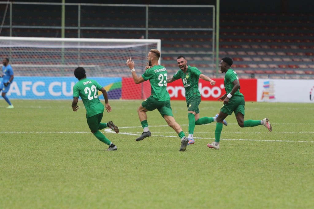 Bashundhara balikoh, Maziya inn feshun rangalhu koffi