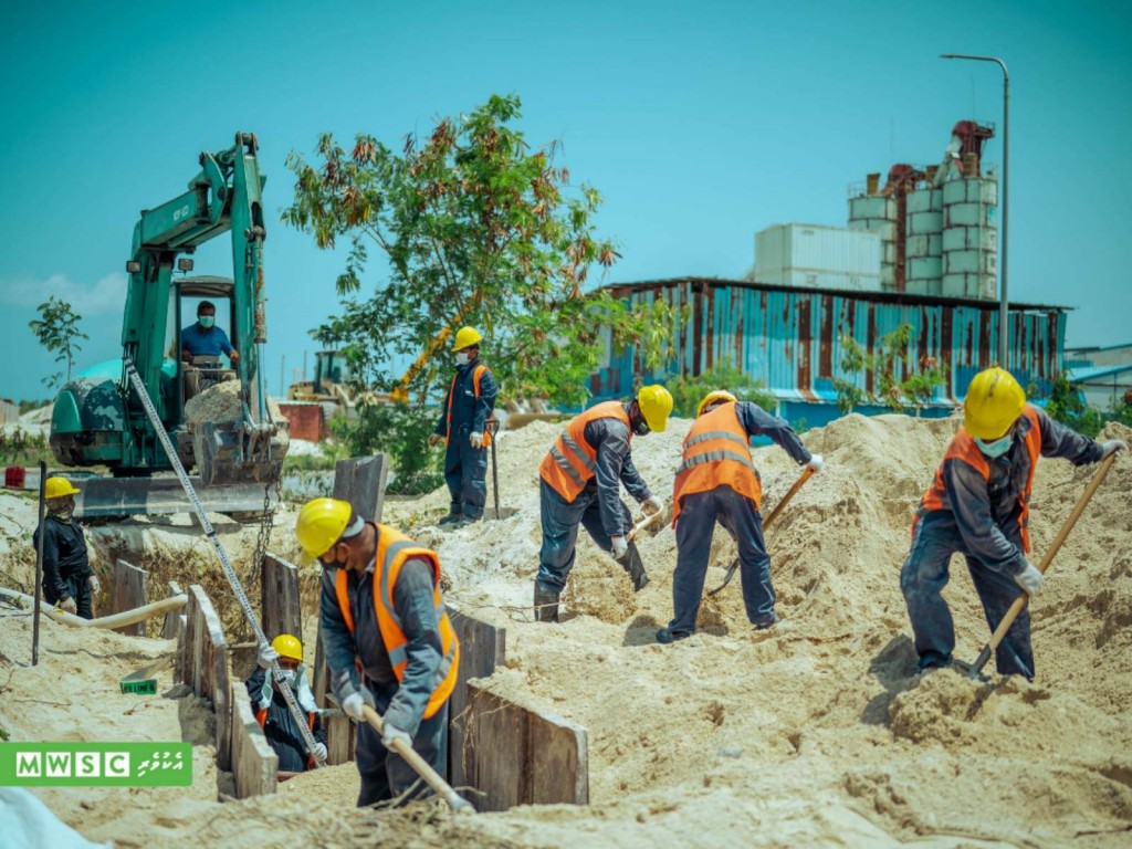 Fenaai narudhamaa ge massaikathah anna aharuge budget gai 643 million rufiyaa