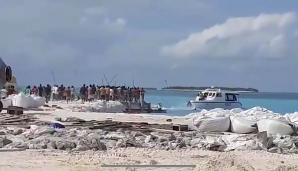Kuru Video akun, Bodufinolhugai Bidheyseen fuluhunnaa kurimathili biruveri manzaru!