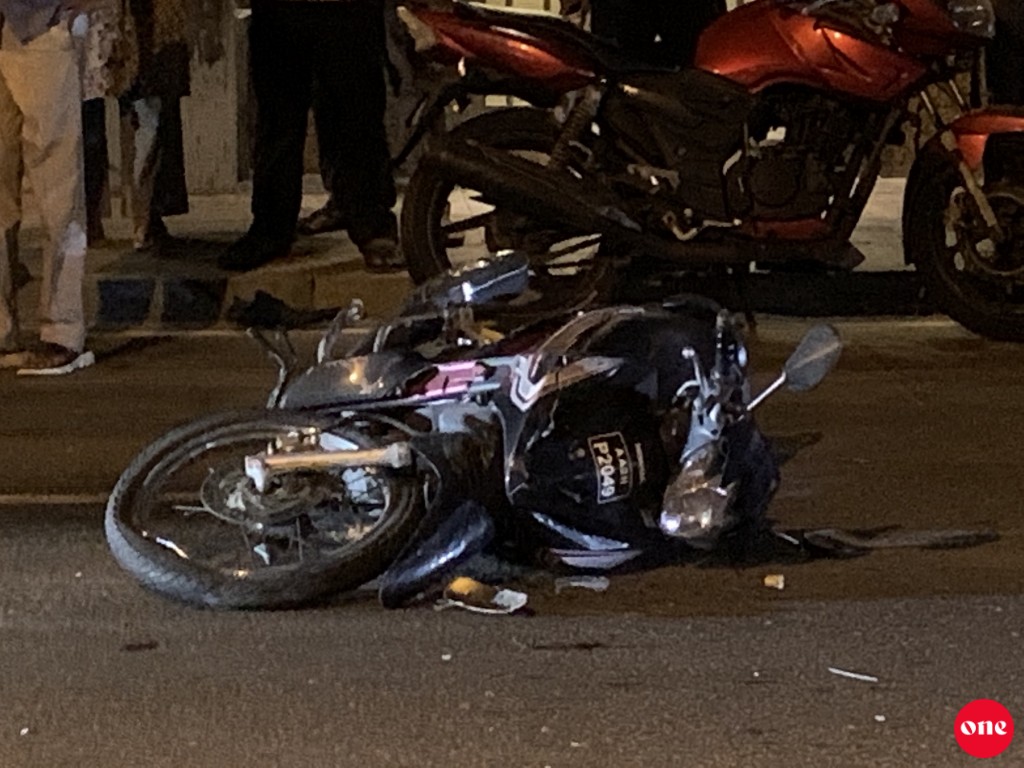 Bridge gai hingi accident eh gai aniyaavi meehaage haalu seriousve faruvaa dhenee