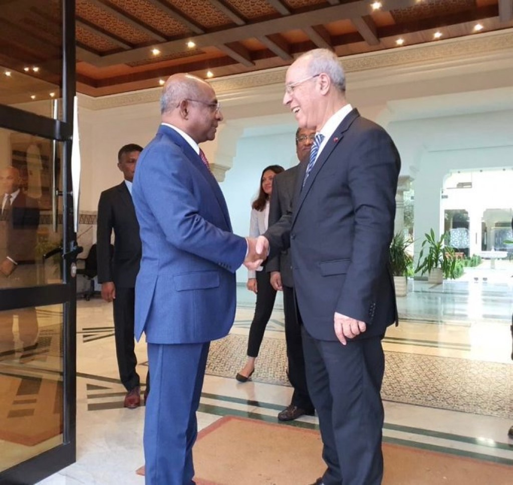 Morocco sarukaarun Raajje ah dhemun ai scholarship ge adhahu 20 ah ithuru kohffi