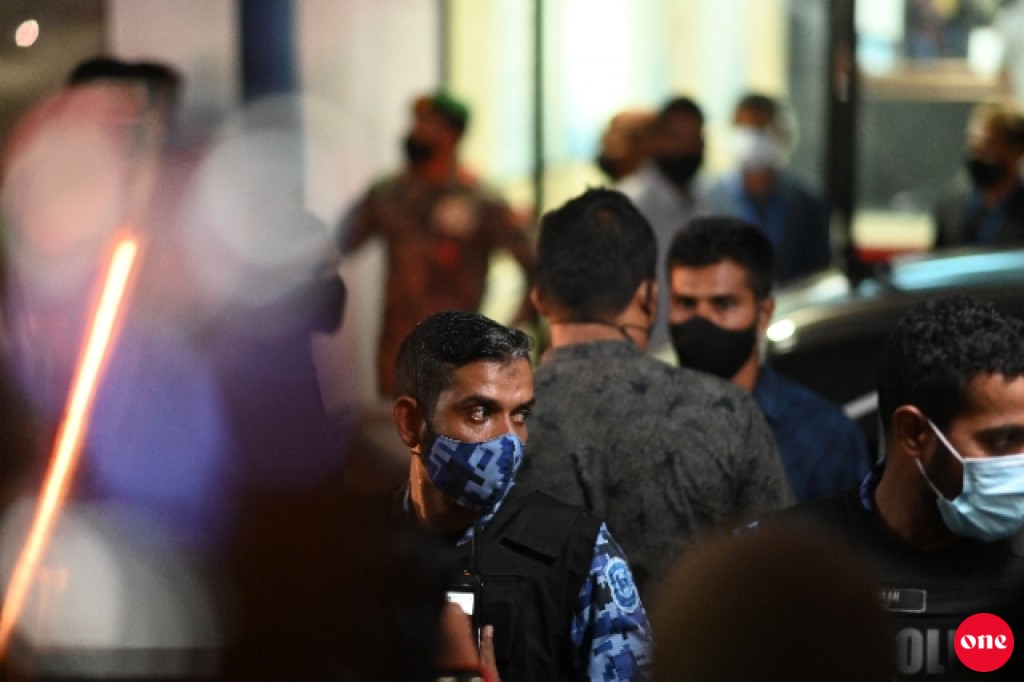 Raees Nasheed ah dhin hamalaa: Aniyaavi 3 bodyguard inn faruvaa ah fahu dhookohlaifi