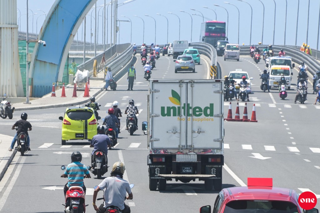 Rashutherey gai helmet alhaigen ulhey meehun huttuvai faaskuranee