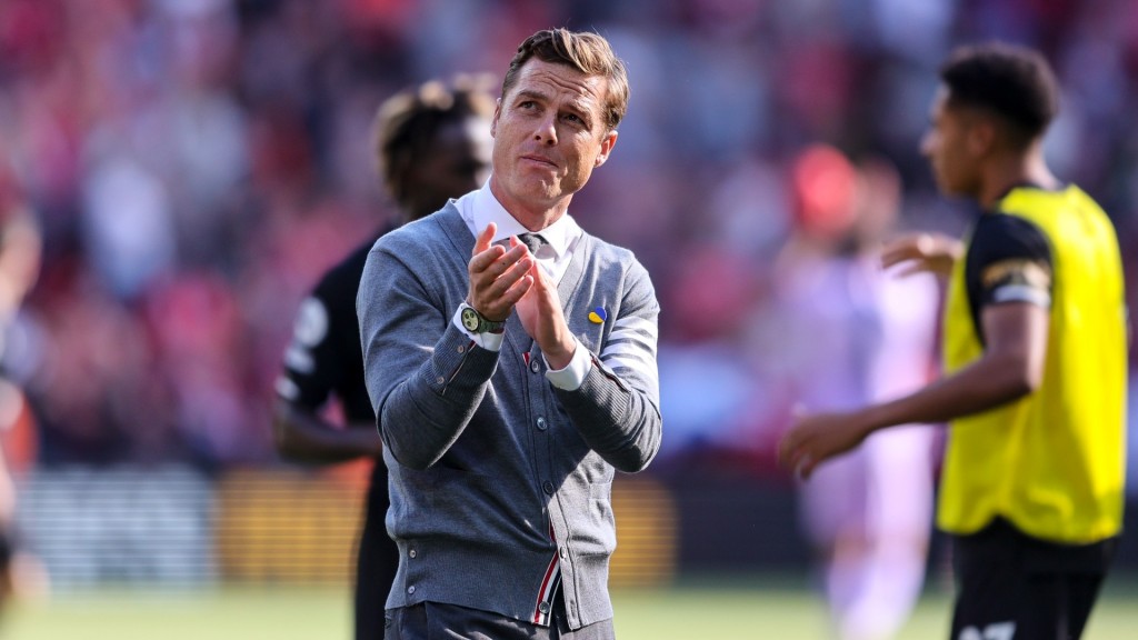 Liverpool kairee vi ladhuvethi bahyaaeku Bournemouth in Parker fonuvaalaifi
